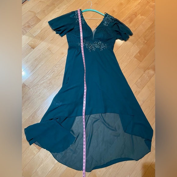 Fancy Dress chiffon hi low hem curvy - Picture 11 of 13